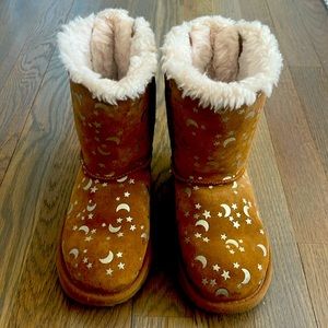 Star and moon kids Uggs with bows